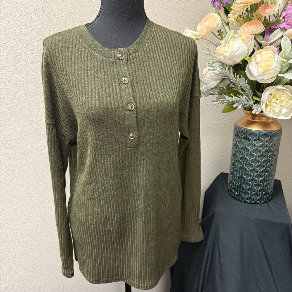 Timber Brooke Olive Ribbed Long Sleeve Henley Top Women’s S Fall Casual